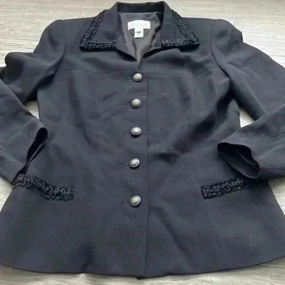 Selina | Black 100% new wool vintage blazer with curly lamb lining - Picture 2 of 14